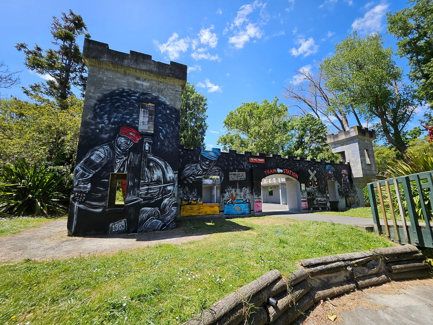 Kowhai Park Train Station